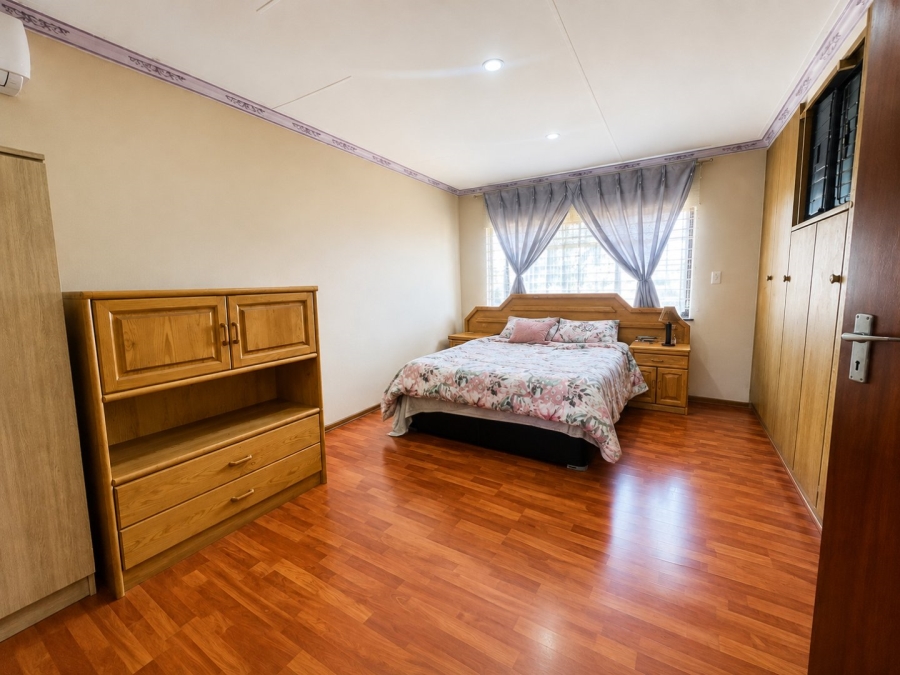 4 Bedroom Property for Sale in Vaalpark Free State